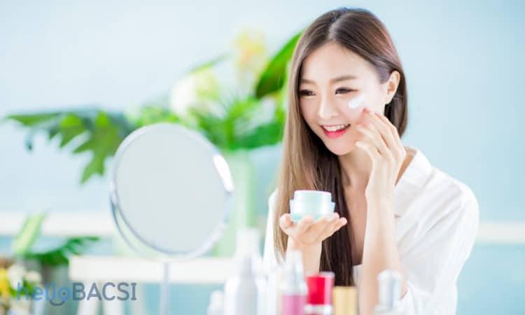 Top 10 sản phẩm trị thâm mụn nhận được nghìn like