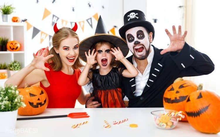 cả gia đình cùng chơi halloween