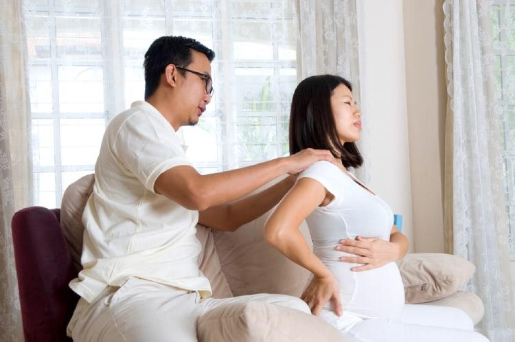 massage khi bị đau cổ vai gáy
