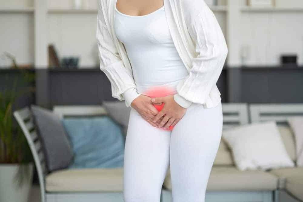 Sa tử cung sau sinh: Nguyên nhân, dấu hiệu nhận biết và cách điều trị