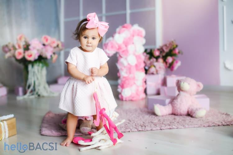 Tìm hiểu về các mốc phát triển của trẻ từ 3 tháng đến 1 tuổi