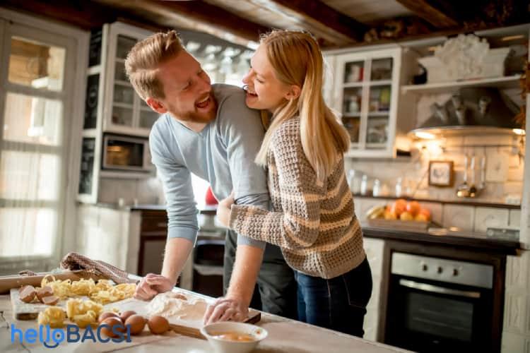 Trứng gà chứa nhiều cholesterol: Ăn trứng nhiều có tốt không?