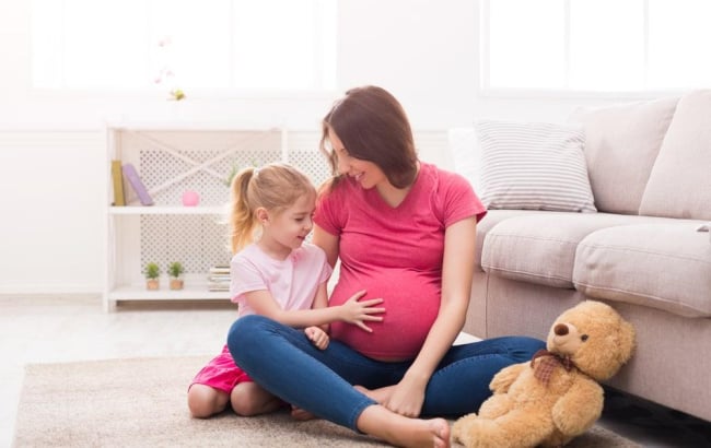 Bong nút nhầy là như thế nào? Bong nút nhầy tử cung sớm có sao không?