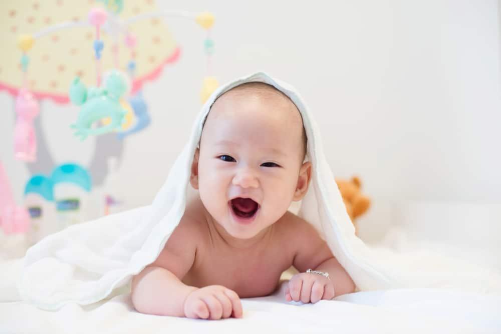 Muốn con phát triển trí não toàn diện, chỉ DHA là chưa đủ