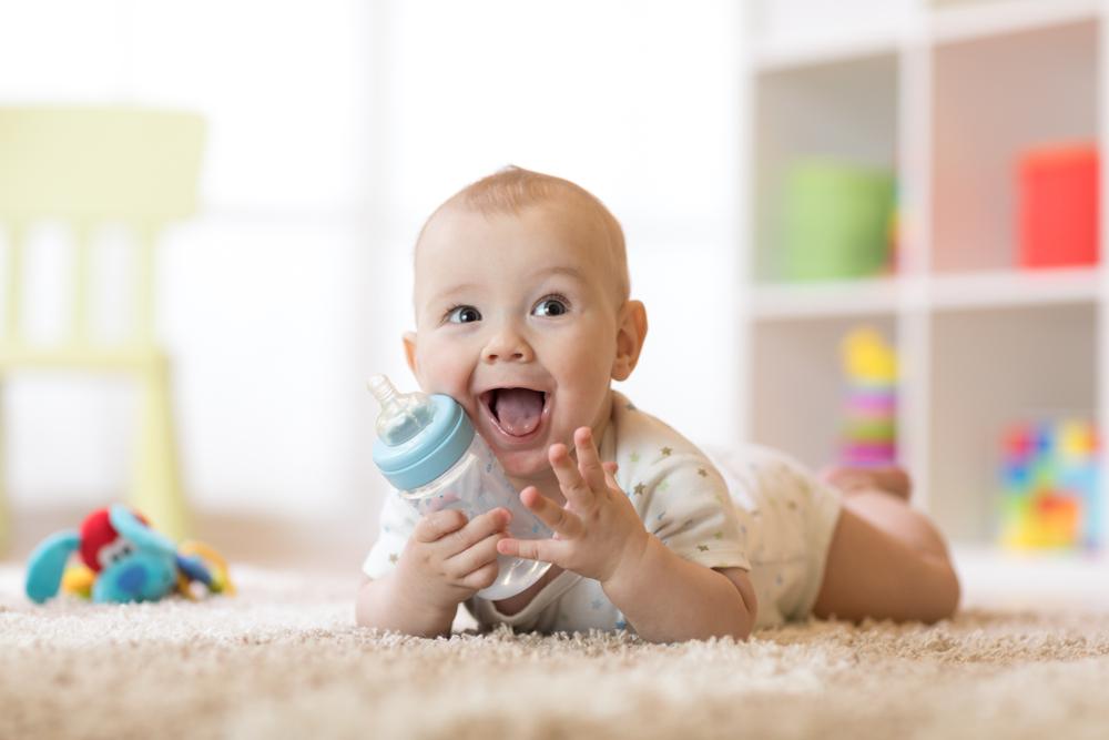 bé sơ sinh bị xì hơi nhiều