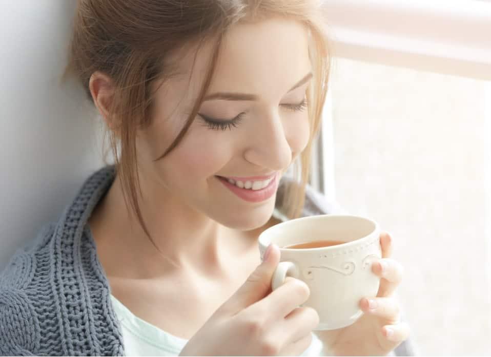 Uống gì để chống lão hóa? 10 thức uống giúp bạn luôn trẻ trung