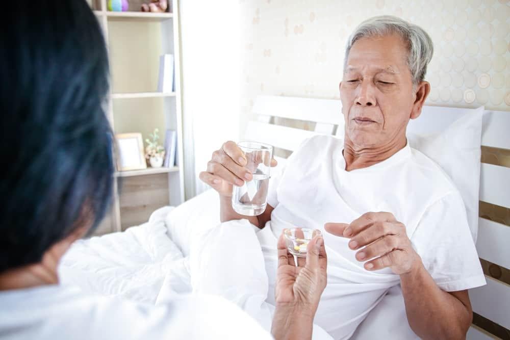 Cập nhật các nhóm thuốc điều trị triệu chứng đường tiểu dưới do tăng sinh lành tính tuyến tiền liệt