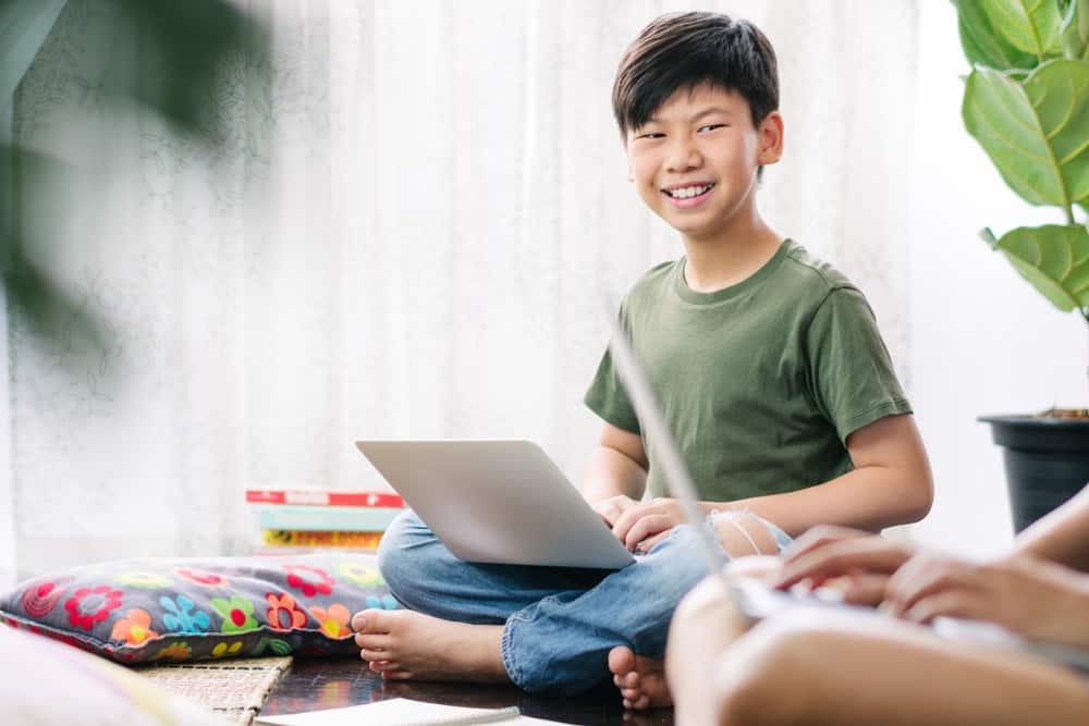 Bạn đã biết hết những cột mốc phát triển của trẻ 12 tuổi?