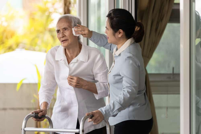 Lập kế hoạch chăm sóc bệnh nhân xuất huyết não khi về nhà