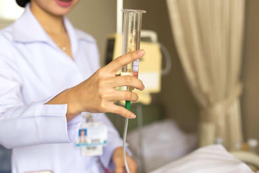 Đặt sonde dạ dày là gì? Quy trình đặt sonde dạ dày diễn ra thế nào?