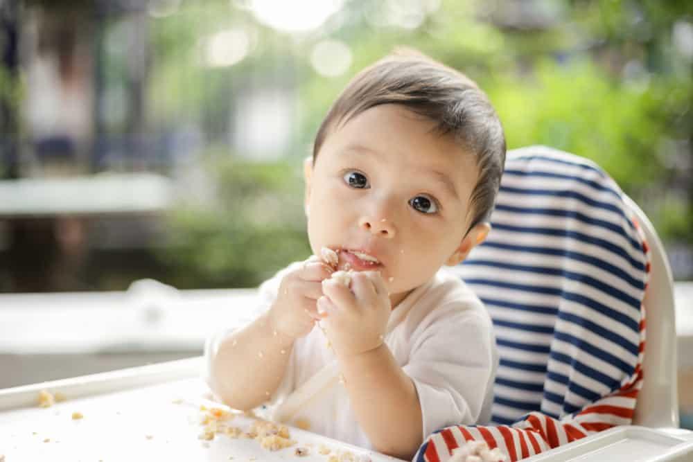 Thực đơn ăn dặm cho bé 7 tháng giúp con tăng cân đều đặn