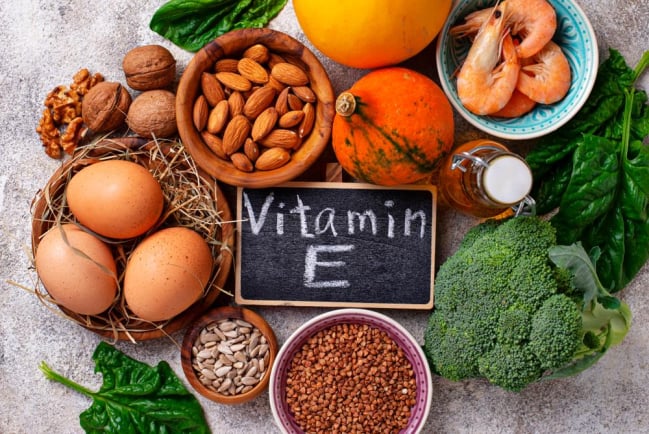 Top 8 thực phẩm tốt cho tóc rụng và cách ngăn ngừa rụng tóc hiệu quả