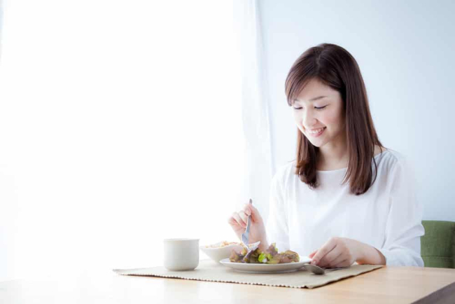 Thực đơn cho mẹ sau sinh nhiều sữa: Cẩm nang dinh dưỡng cho mẹ