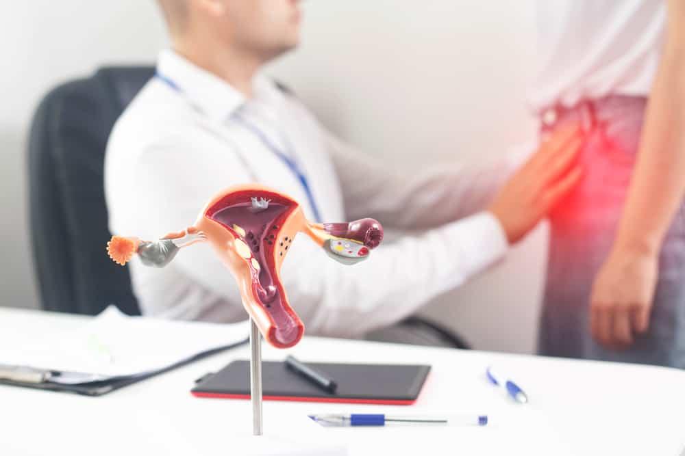 Khi nào cần mổ u xơ tử cung? Phẫu thuật này có nguy hiểm không?