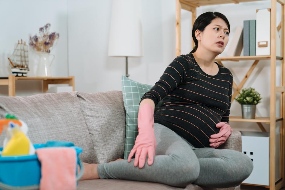 Phù chân khi mang thai tháng thứ 9: Lời khuyên dành cho các bà bầu