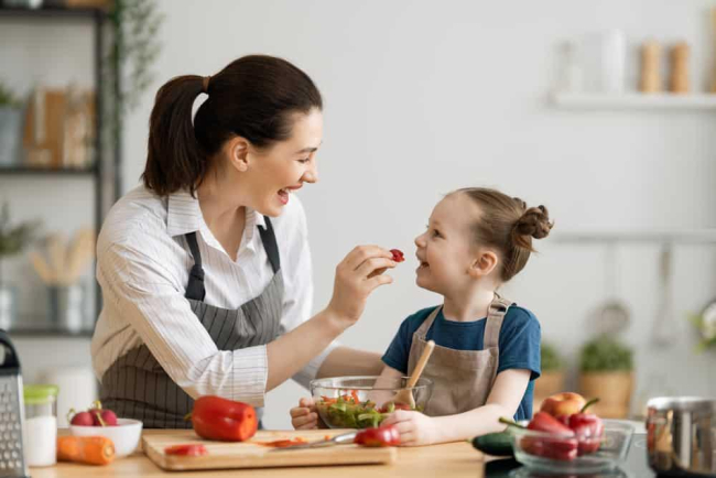 5 nhóm thực phẩm là thức ăn bổ não cho học sinh bạn đã biết?