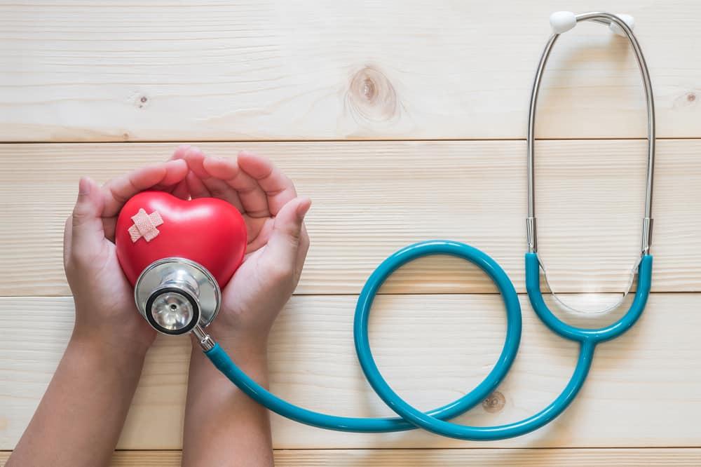 Bệnh tim bẩm sinh có nguy hiểm không? Biến chứng và phòng ngừa