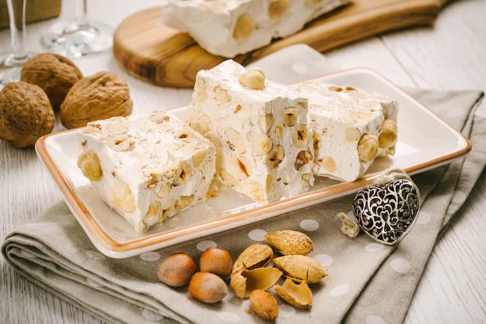 2 cách làm kẹo nougat tại nhà ngon mê ly cho bé vui đón Tết