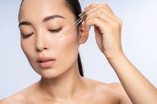  dưỡng da bằng dầu oliu 