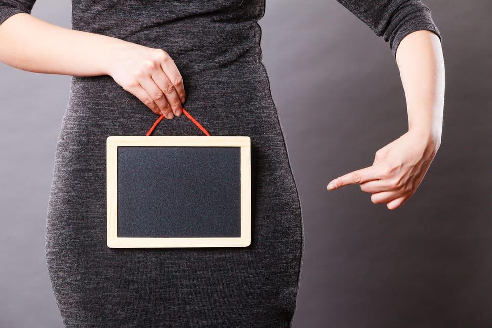 Nguyên nhân khiến vùng kín bị thâm đen và cách làm trắng trở lại