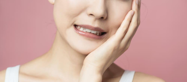 Tại sao bị nhiệt miệng liên tục? 9 nguyên nhân thường gặp và cách phòng ngừa