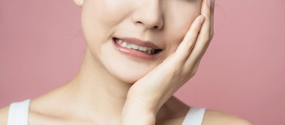 "Điểm mặt" 9 nguyên nhân giải thích tại sao bị nhiệt miệng liên tục