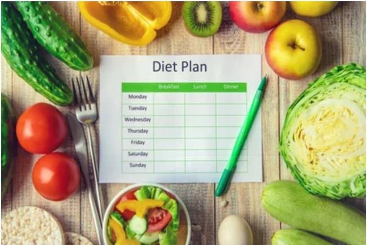 Vóc dáng thon gọn đón năm mới nhờ thực đơn giảm cân ngày Tết