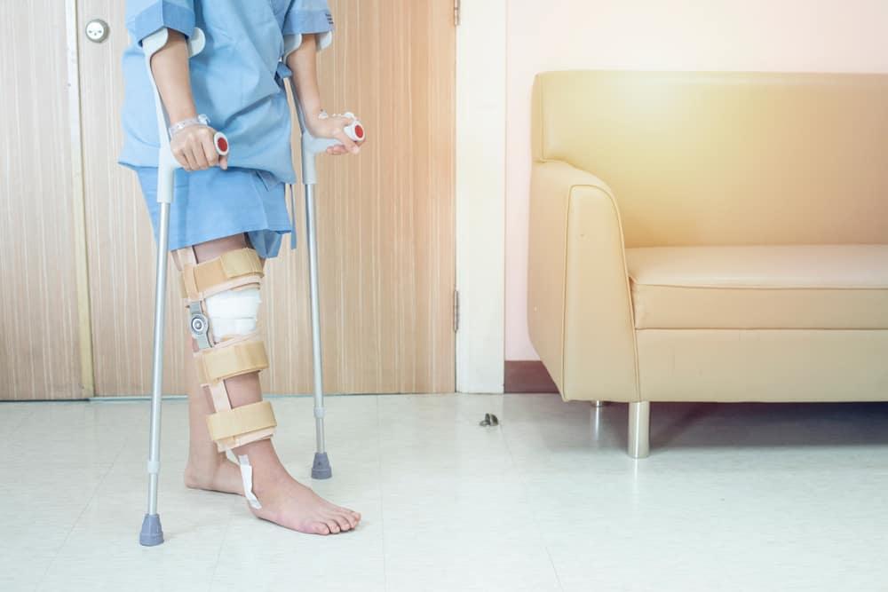 Hỏi đáp Bác sĩ: Sau khi phẫu thuật có nên quan hệ không?