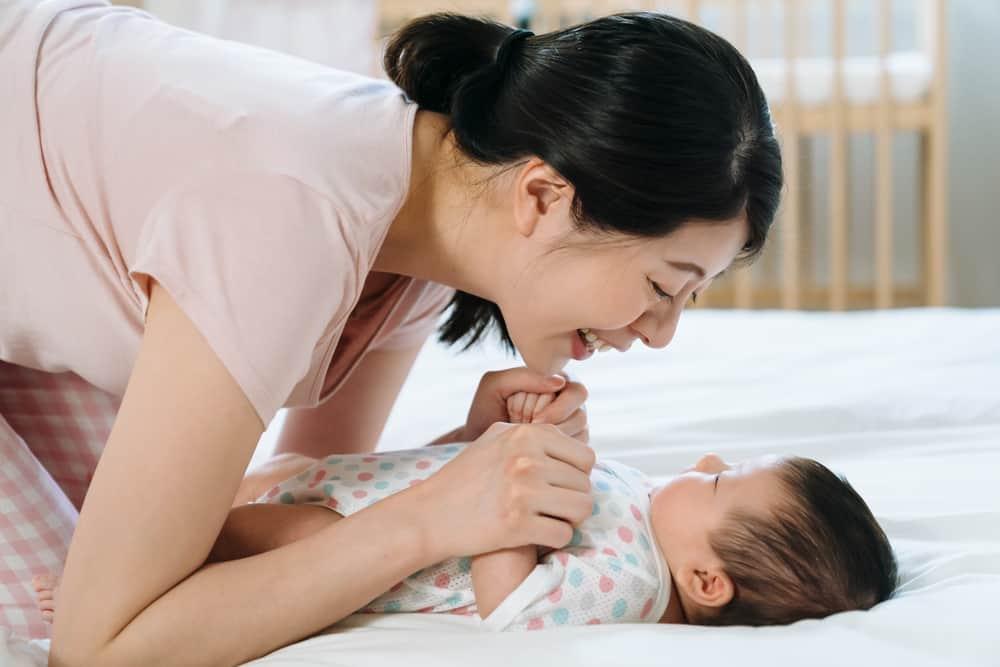 Trẻ bị sôi bụng phải làm sao? 3 cách xử lý hiệu quả