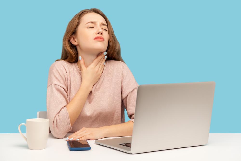 Khi bị đau rát họng nên làm gì? Mách nhỏ cách trị đau rát họng hiệu quả