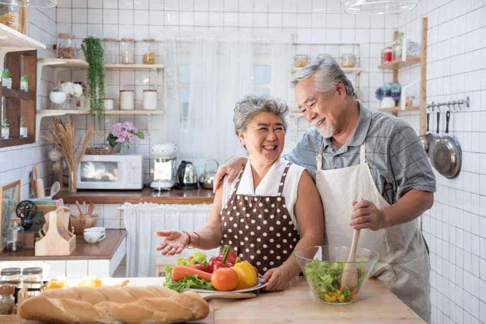 Mách bạn cách làm giảm mỡ máu để bảo vệ sức khỏe tim mạch