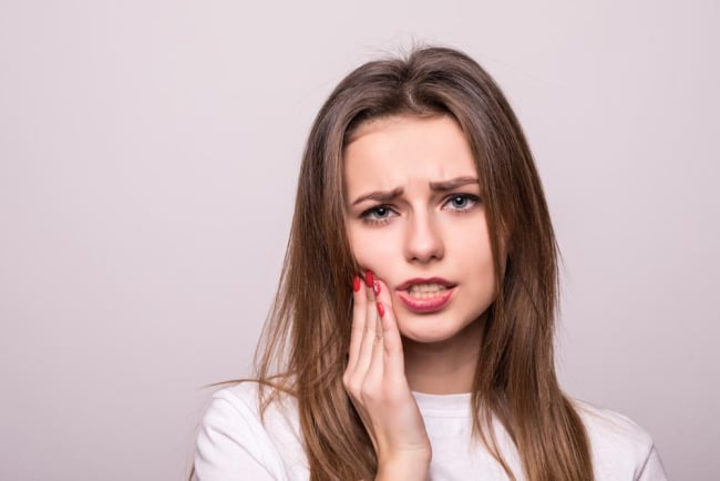 Nhiệt miệng lâu ngày không khỏi: Hiểu rõ nguyên nhân để điều trị hiệu quả