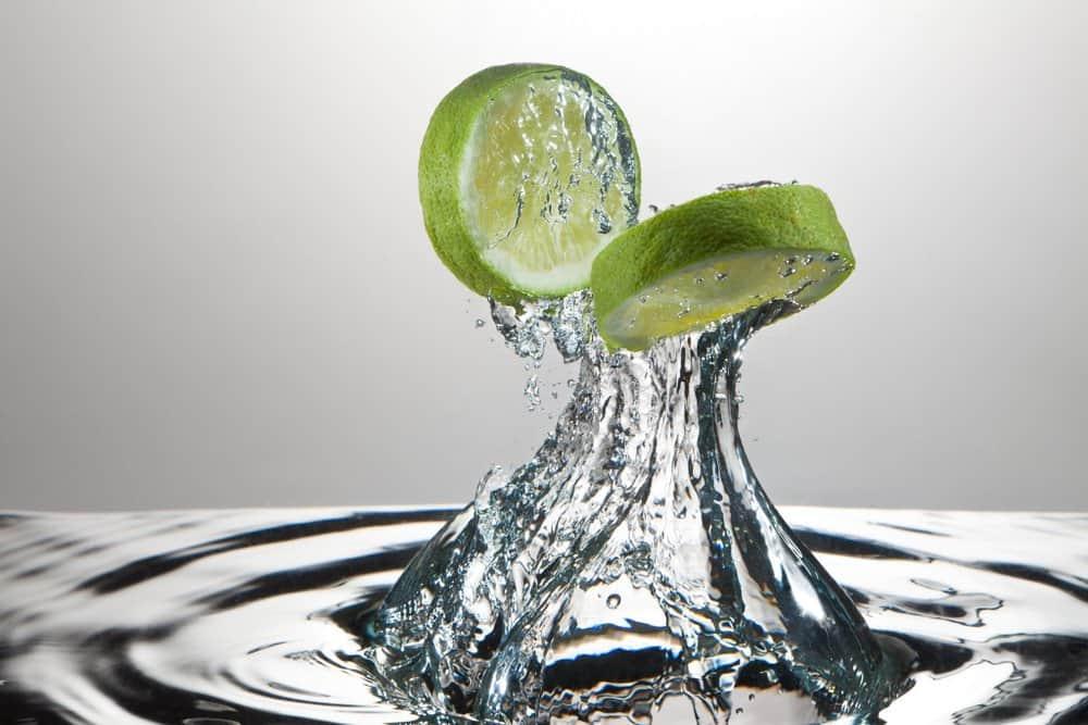 Hỏi đáp bác sĩ: Uống nước vỏ chanh đun sôi có tốt không?