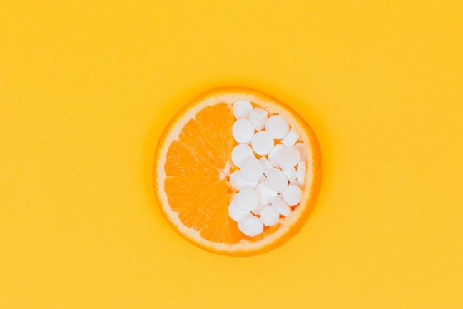 Hỏi đáp dược sĩ: Uống vitamin C 500mg có tác dụng gì?