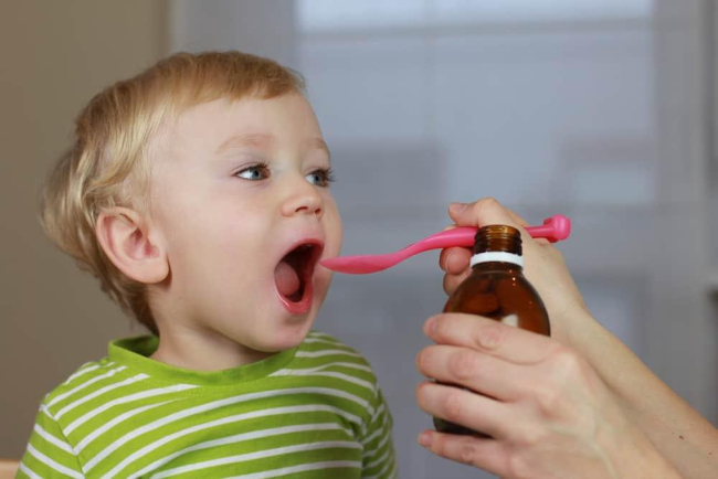 Đi tìm lời đáp: Có nên bổ sung siro giúp bé ngủ ngon không?