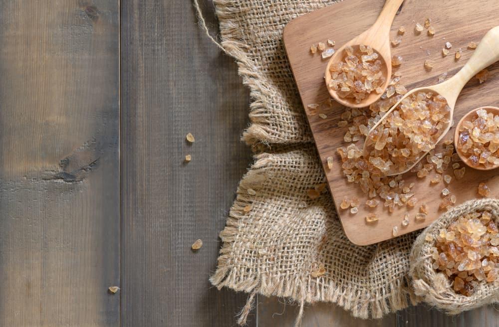 Tác dụng của đường phèn và những nguy hại khi lạm dụng