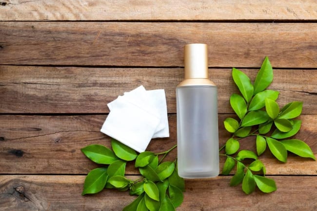 Review 9 toner cho da hỗn hợp thiên dầu được chị em tin dùng hiện nay
