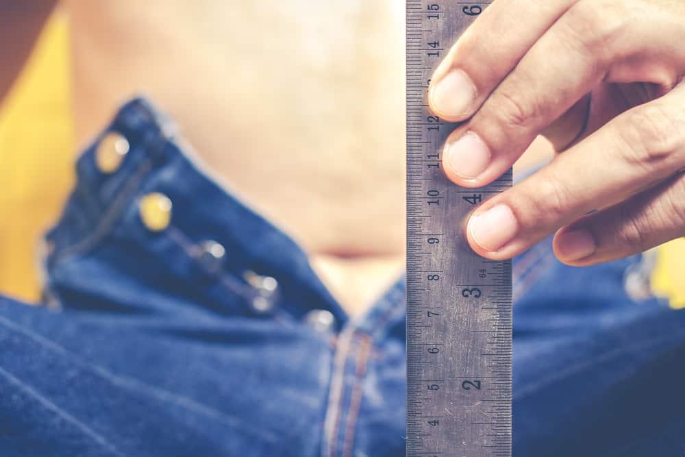 Gắn bi cho nam giúp gì trong đời sống chăn gối? Có nên làm không?