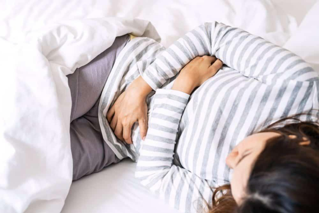 Giải đáp: Tại sao bạn bị đau bụng kinh dữ dội buồn nôn?
