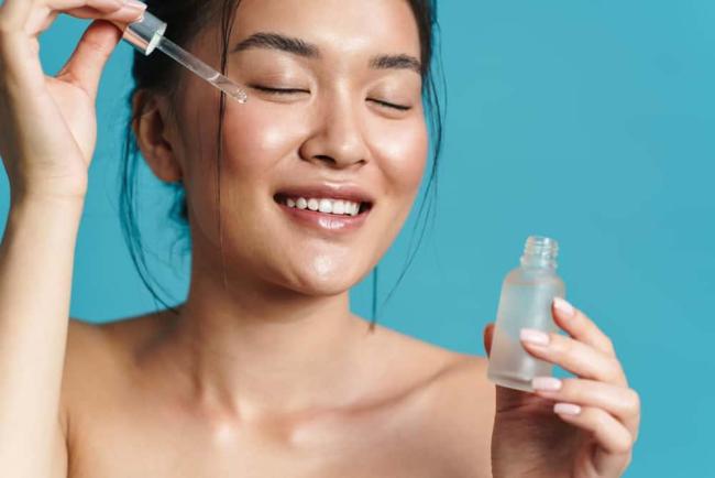 Dùng niacinamide bị rát là do đâu? Cách khắc phục
