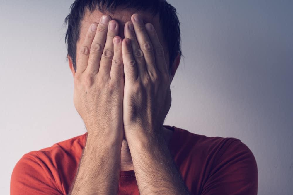 quan hệ đồng tính có bị nhiễm HIV không
