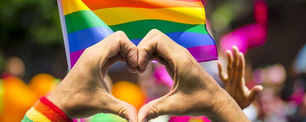 Tìm hiểu về cờ lgbt là gì và ý nghĩa của biểu tượng cờ cộng đồng LGBT