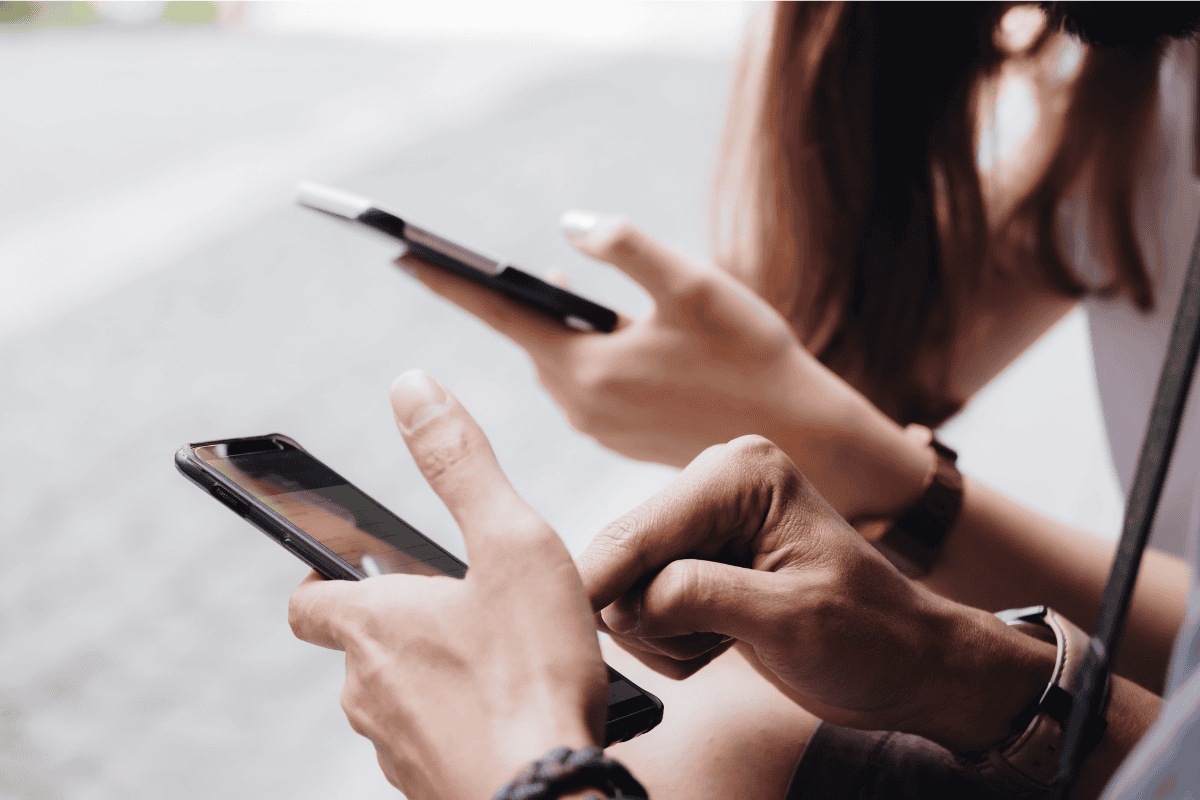 Nguyên nhân nghiện mạng xã hội là do đâu? Cách cai nghiện mạng xã hội