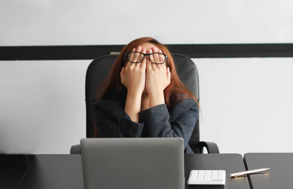 Burnout là gì? Hội chứng kiệt sức nghề nghiệp và cách vượt qua