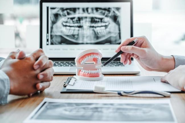 Niềng răng có phải nhổ răng không? Khi nào cần nhổ, khi nào không?