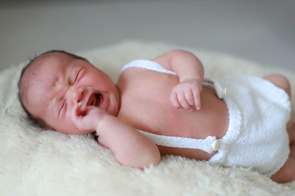 Đọc vị tiếng khóc trẻ sơ sinh: Bí quyết giúp mẹ nuôi con nhàn tênh