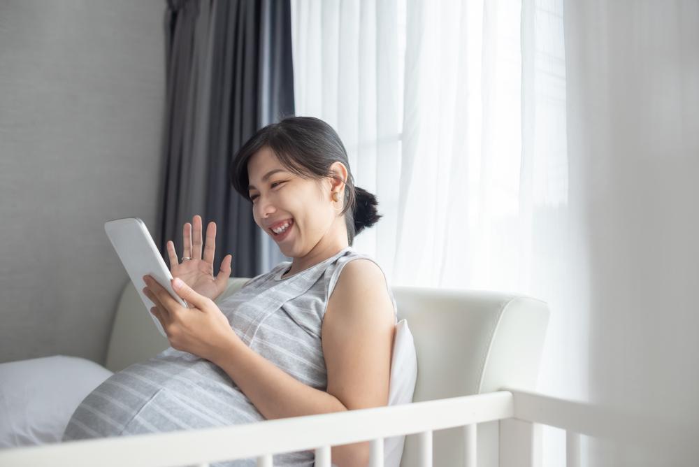 [Giải đáp]: Bà bầu có nên đi thăm bà đẻ không? Tại sao cần kiêng?