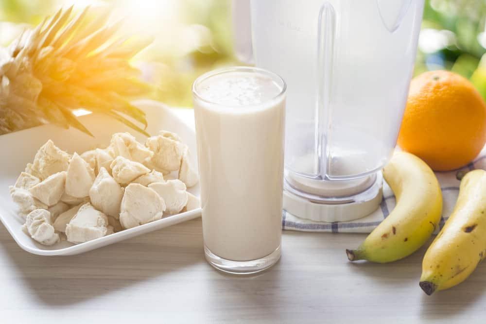 Sinh tố ức gà: Thức uống tăng cơ, giảm mỡ cho mọi gymer