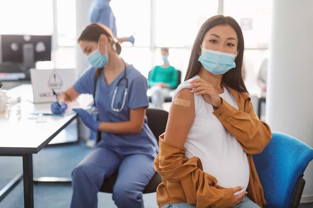 Tác dụng phụ khi tiêm uốn ván cho bà bầu: Liệu có ảnh hưởng thai nhi?