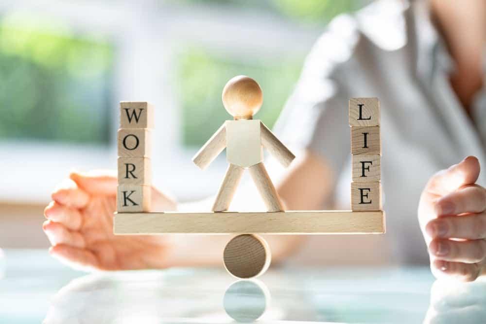 Work life balance là gì? 5 cách hay để cân bằng công việc và cuộc sống
